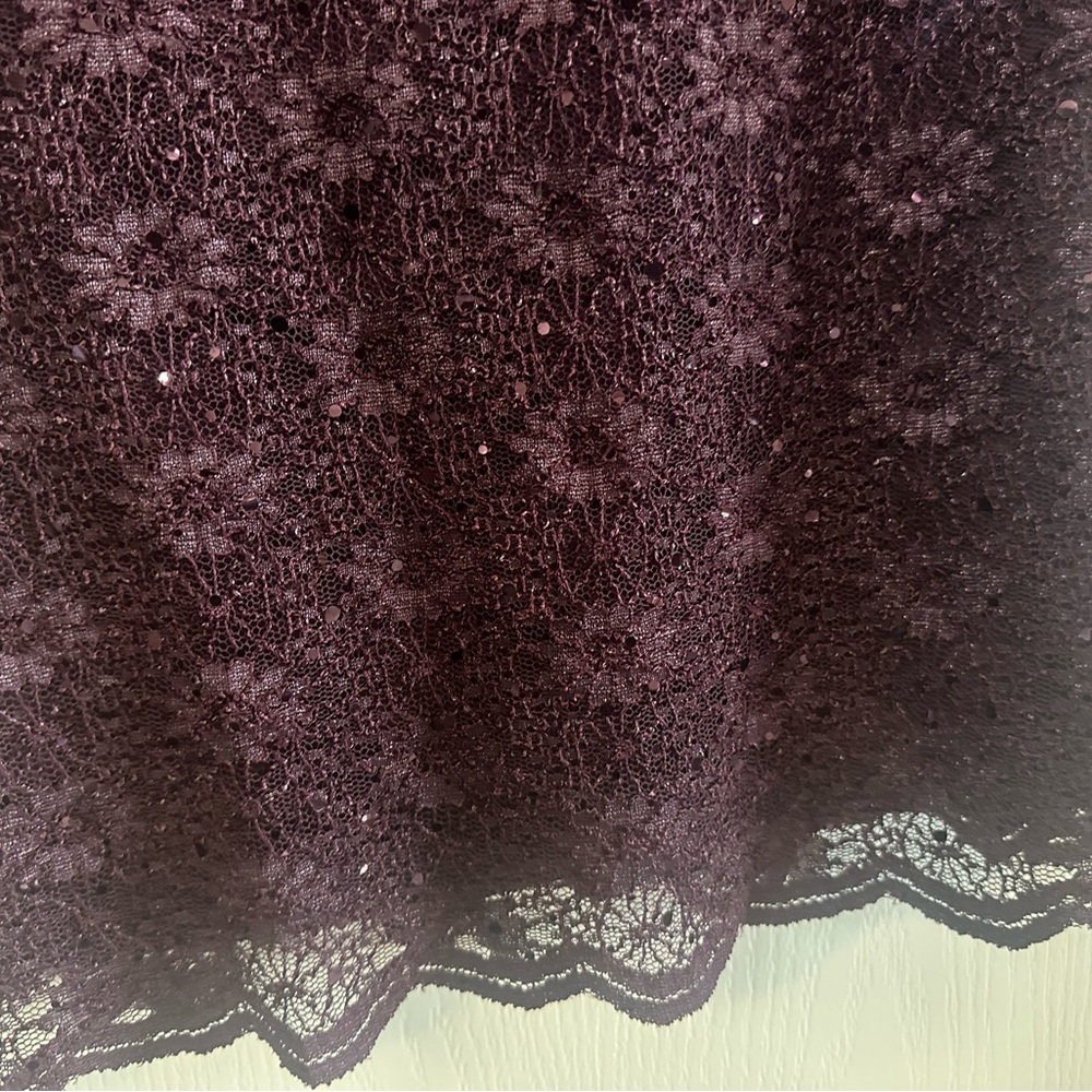 NWOT Connected Apparel Deep Purple Long Sheer Sleeve Sequin Formal Dress Size 6 - Picture 4 of 7